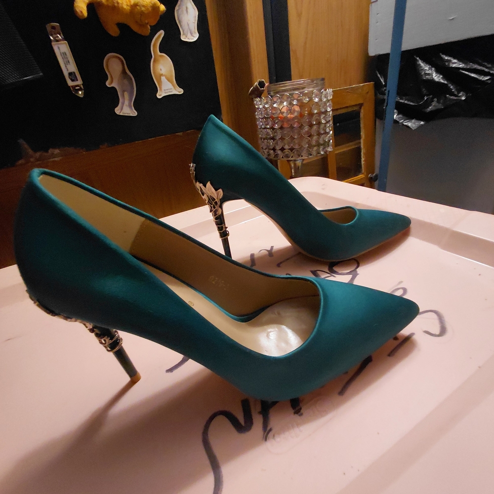 Bigtree Green Satin Heels with Silver Accents